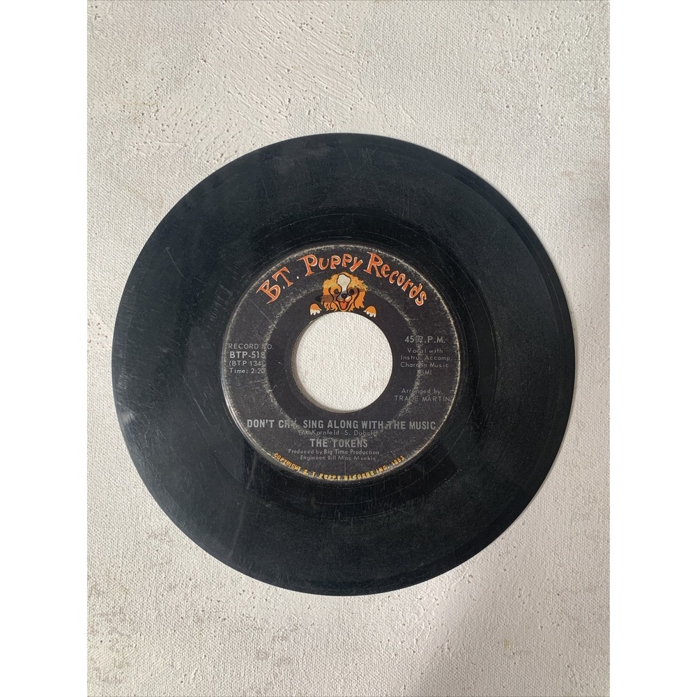 45 The Tokens - Don'T Cry, Sing Along With The Music / I Hear Trumpets Blow VG